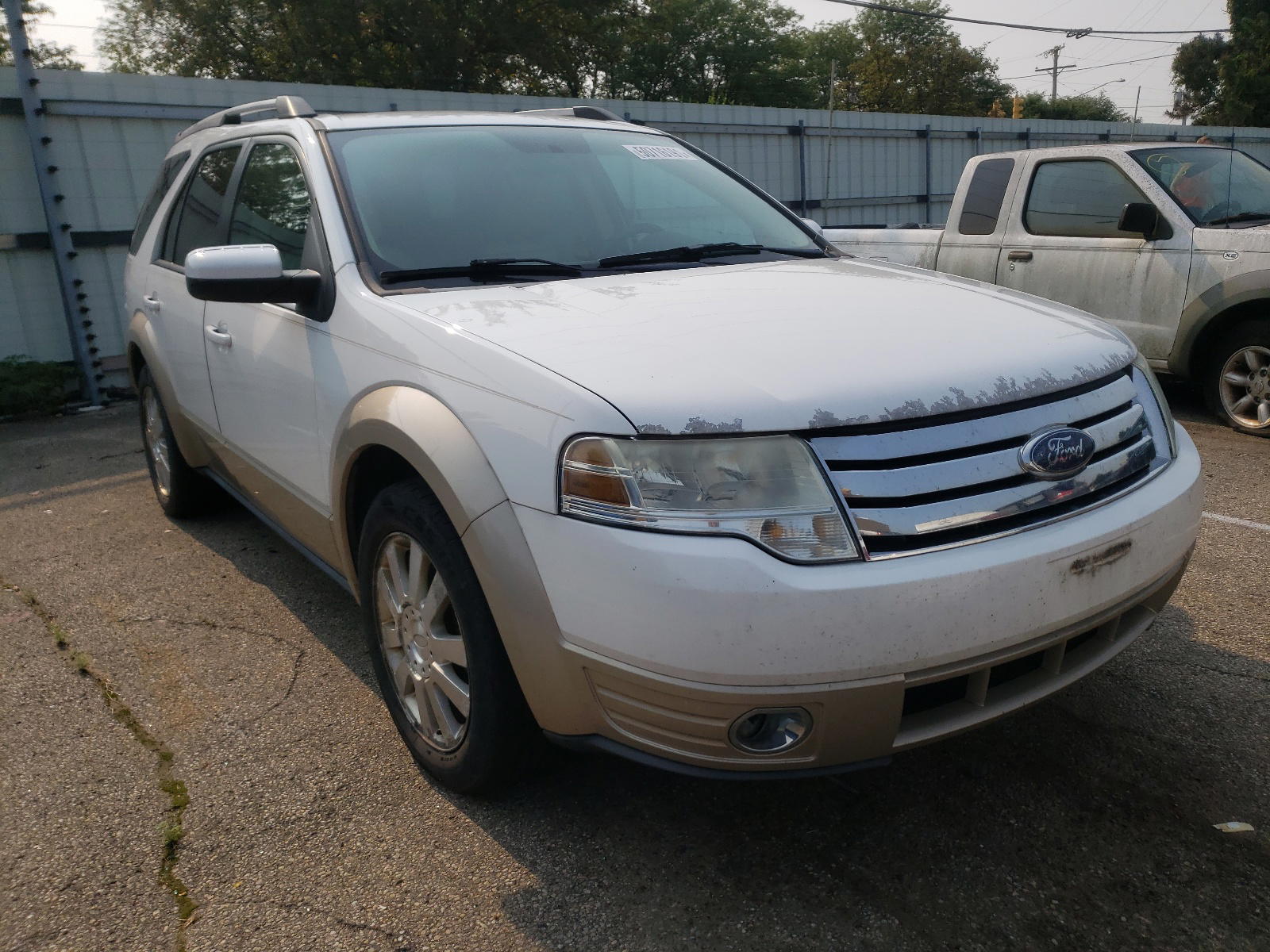 FORD TAURUS X E 2008 with VIN 1FMDK07W48GA28114 - Photo from auction