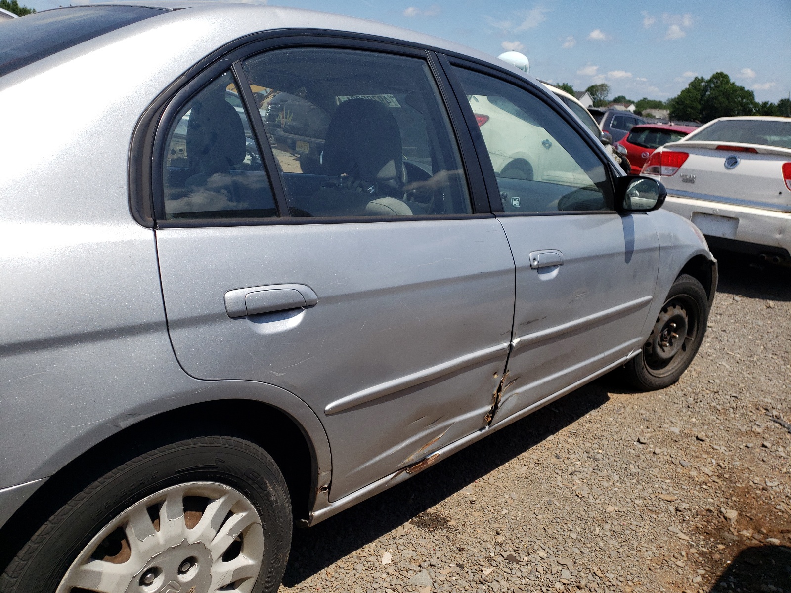 Photo 9 from auction – 2005 HONDA CIVIC LX with VIN 2HGES15535H564224