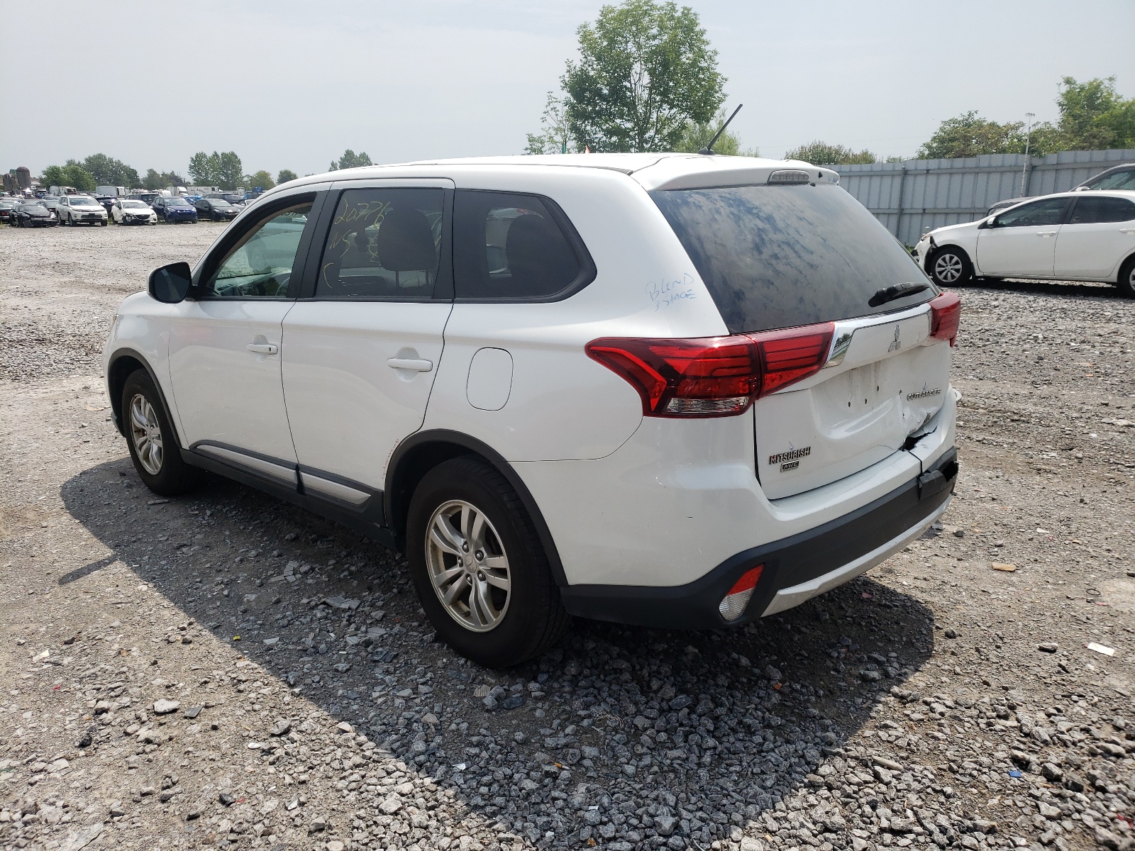 Foto 3 de la subasta – 2016 MITSUBISHI OUTLANDER con VIN JA4AZ2A32GZ600128