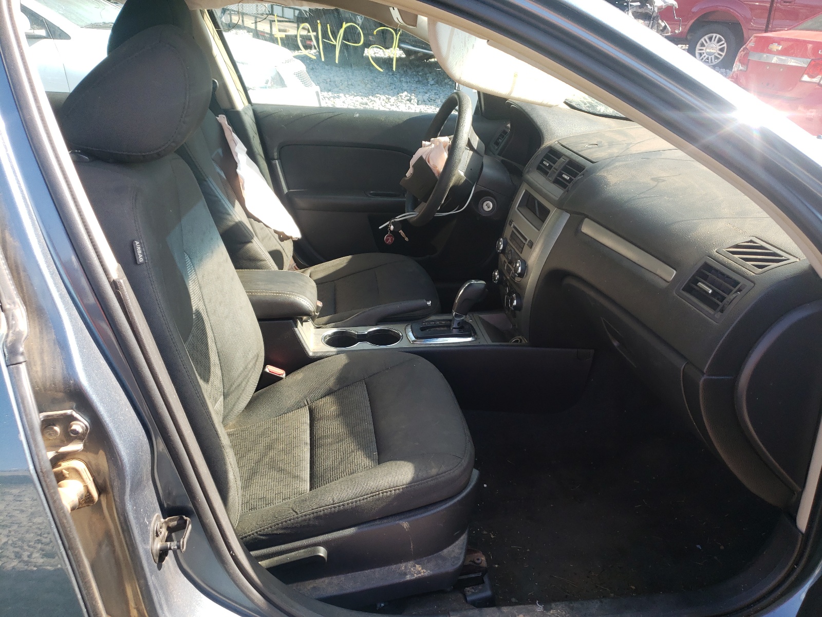 Photo 5 from auction – 2011 FORD FUSION SE with VIN 3FAHP0HA4BR331491