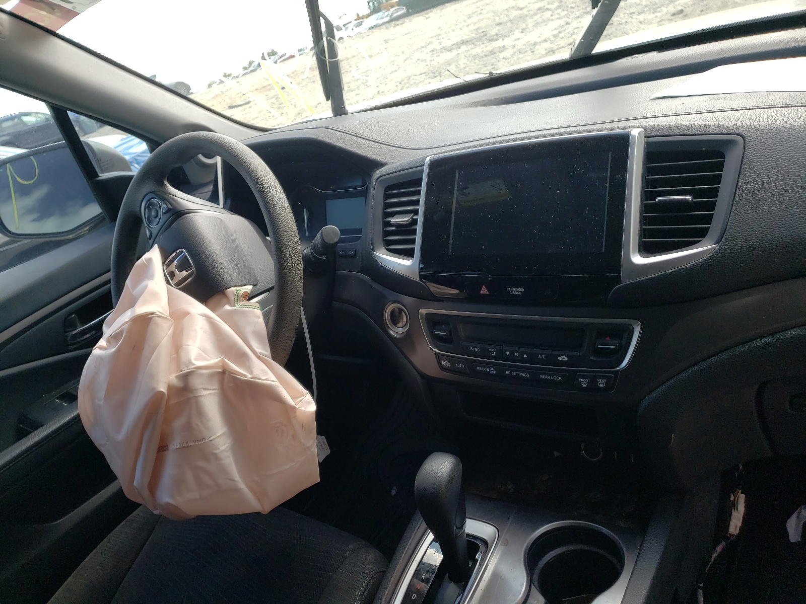 Photo 9 from auction – 2018 HONDA PILOT EX with VIN 5FNYF5H39JB018903