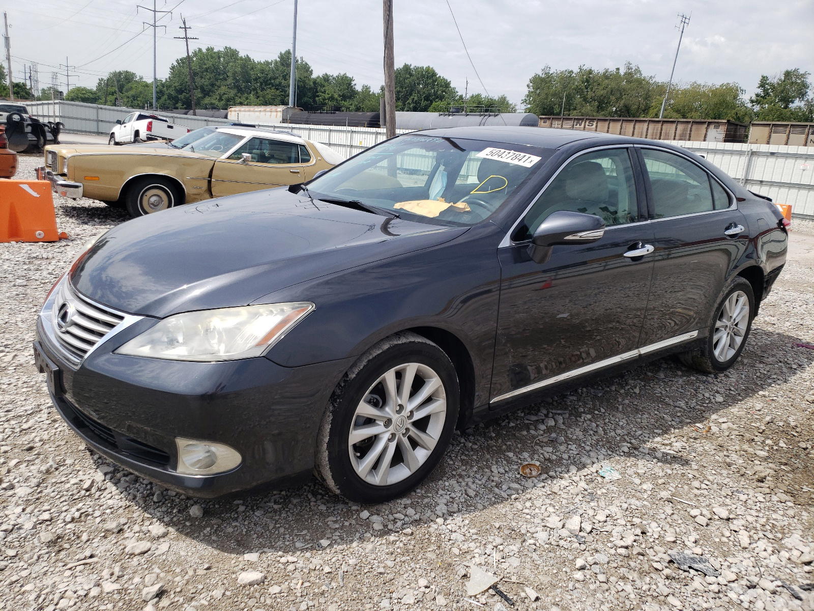 Photo 2 from auction – 2010 LEXUS ES 350 with VIN JTHBK1EG8A2364802