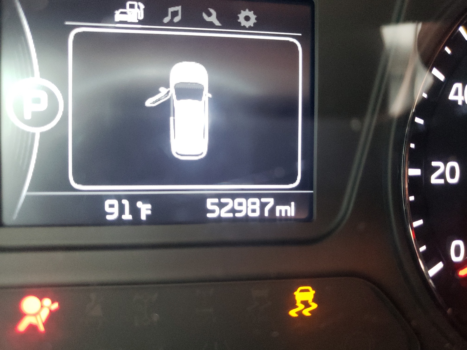 Photo 8 from auction – 2018 KIA SORENTO LX with VIN 5XYPGDA36JG414244