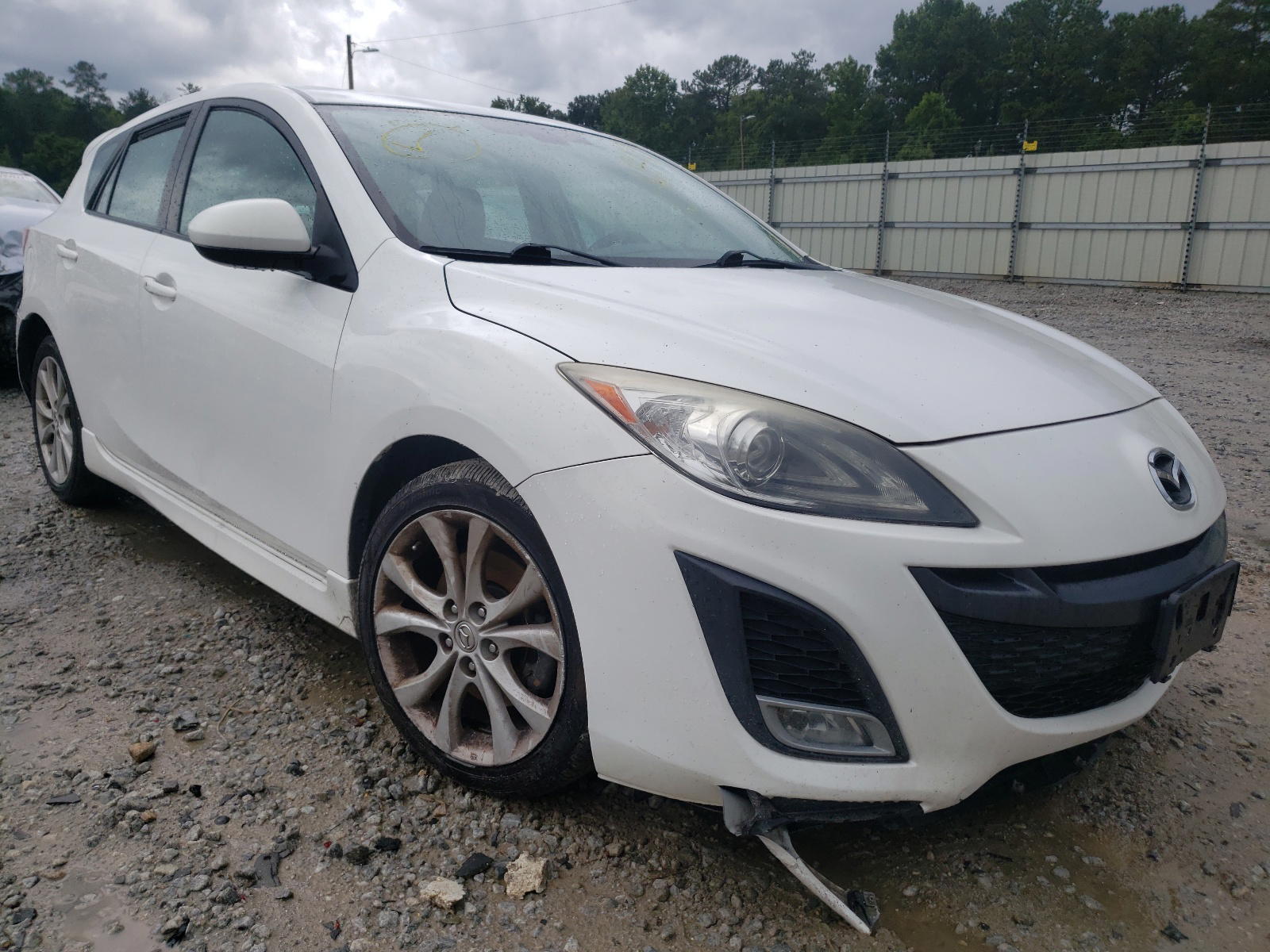 MAZDA 3 S 2011 with VIN JM1BL1K66B1426800 - Photo from auction