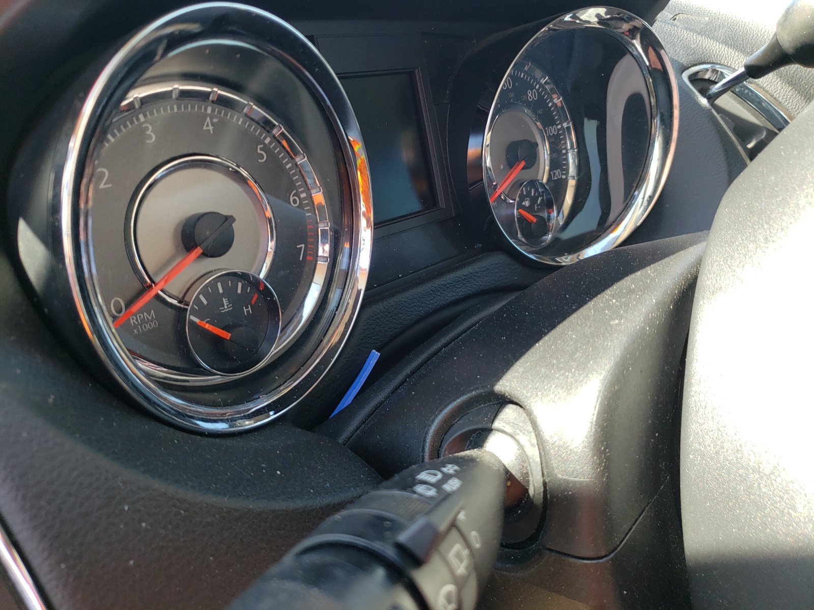 Photo 8 from auction – 2012 CHRYSLER TOWN & COU with VIN 2C4RC1BG4CR337909