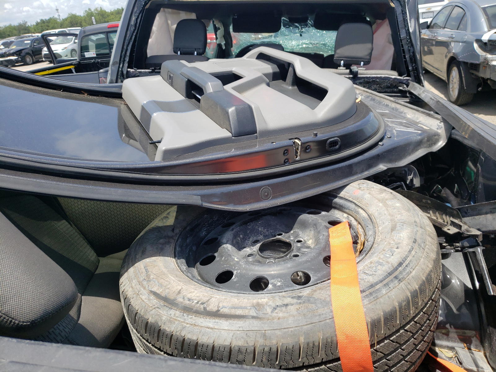 Photo 9 from auction – 2015 FORD F150 SUPER with VIN 1FTEW1CP8FFC63099