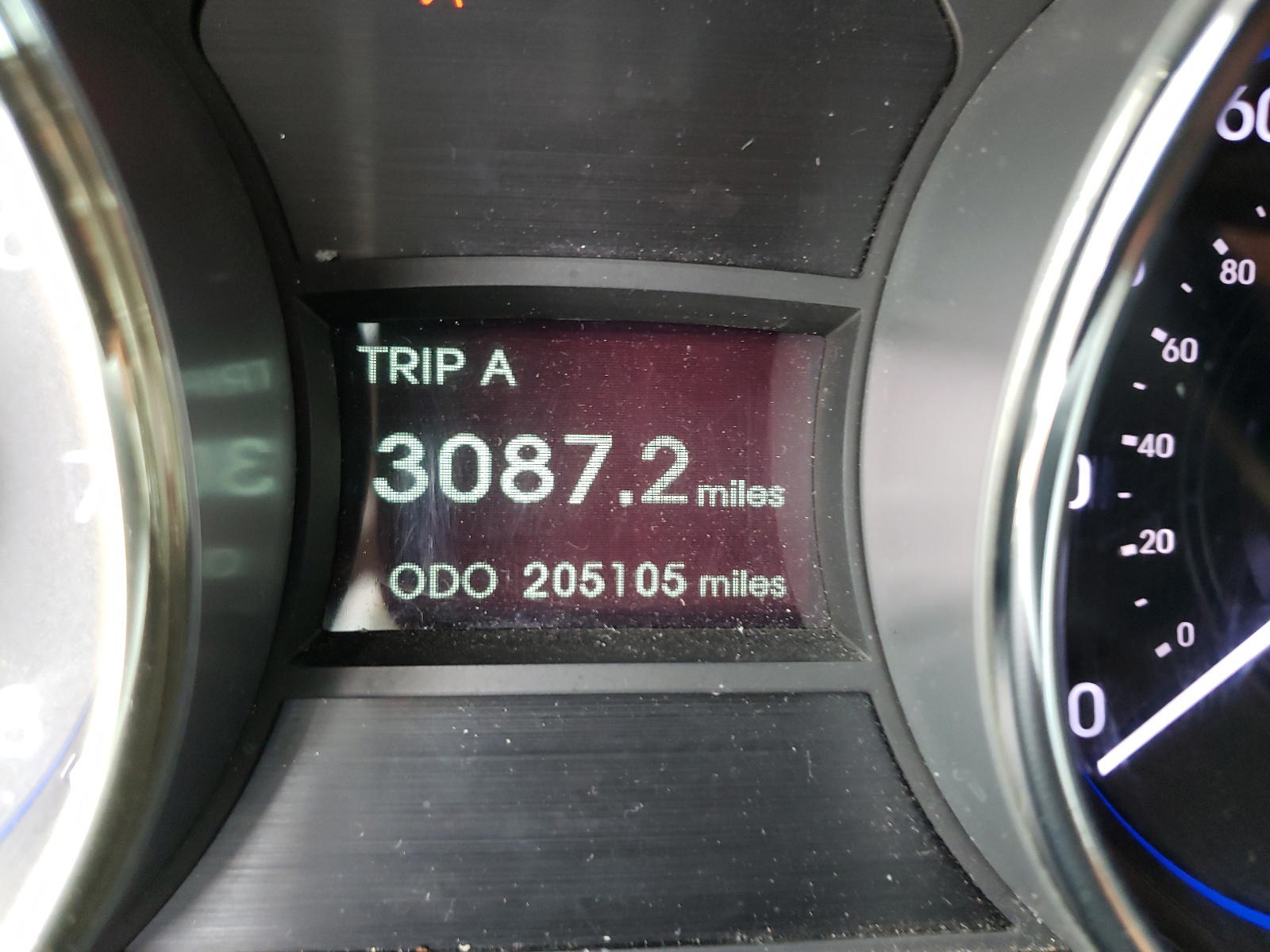 Photo 8 from auction – 2011 HYUNDAI SONATA SE with VIN 5NPEC4AC0BH131965