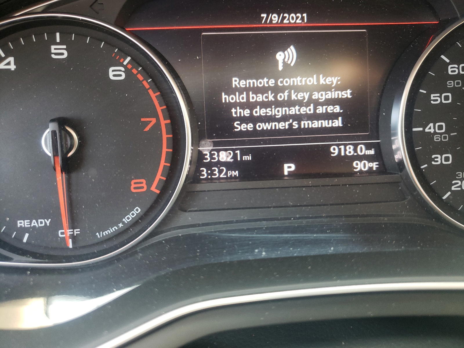 Photo 8 from auction – 2018 AUDI A4 PREMIUM with VIN WAUDNAF44JA123957