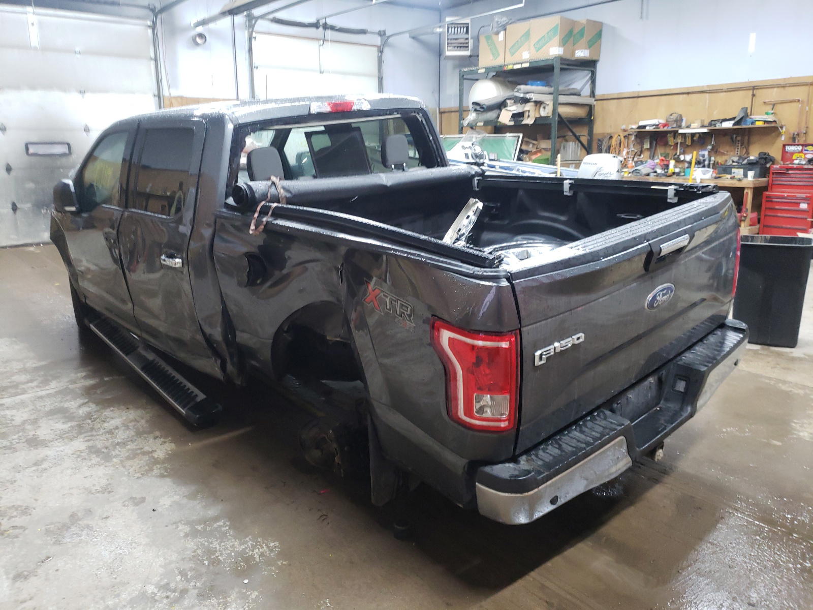 Photo 3 from auction – 2017 FORD F150 SUPER with VIN 1FTEW1EP5HFB54079