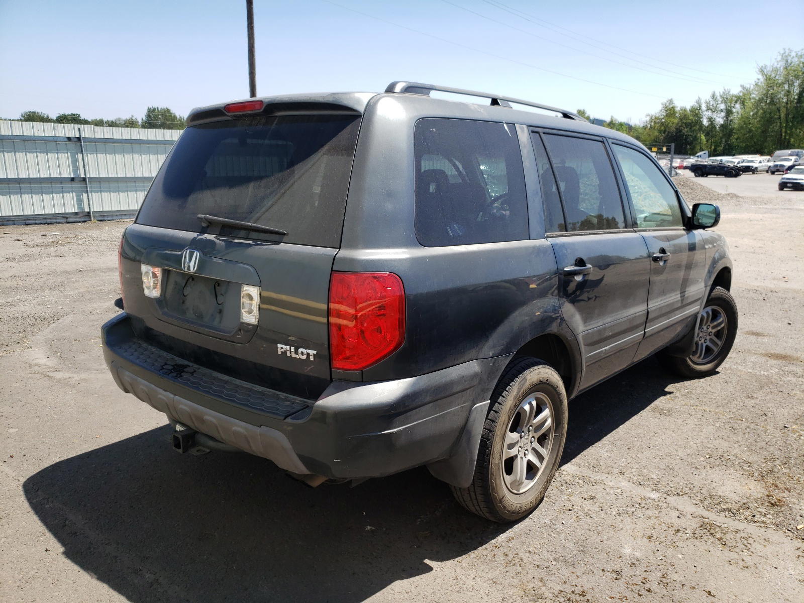 Photo 4 from auction – 2003 HONDA PILOT with VIN 2HKYF18483H603364