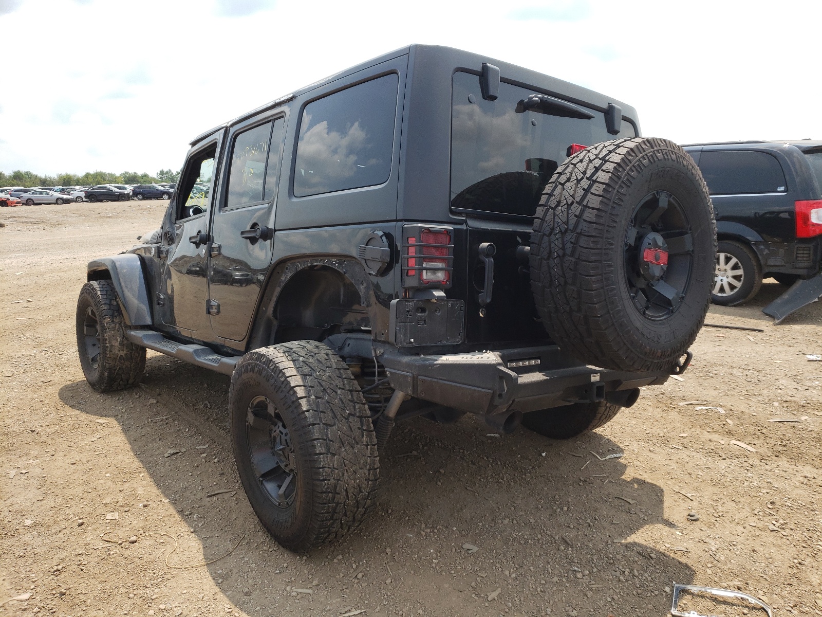 Photo 3 from auction – 2017 JEEP WRANGLER U with VIN 1C4HJWEG0HL606336