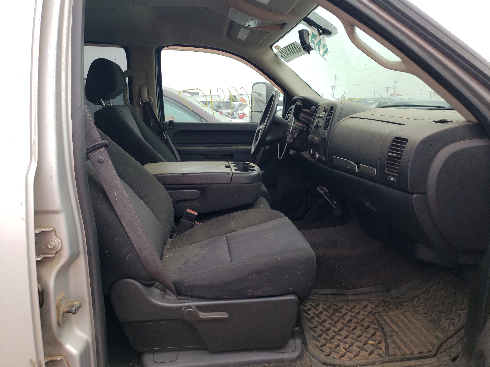 Photo 5 from auction – 2010 GMC SIERRA K15 with VIN 3GTRKVE37AG165252