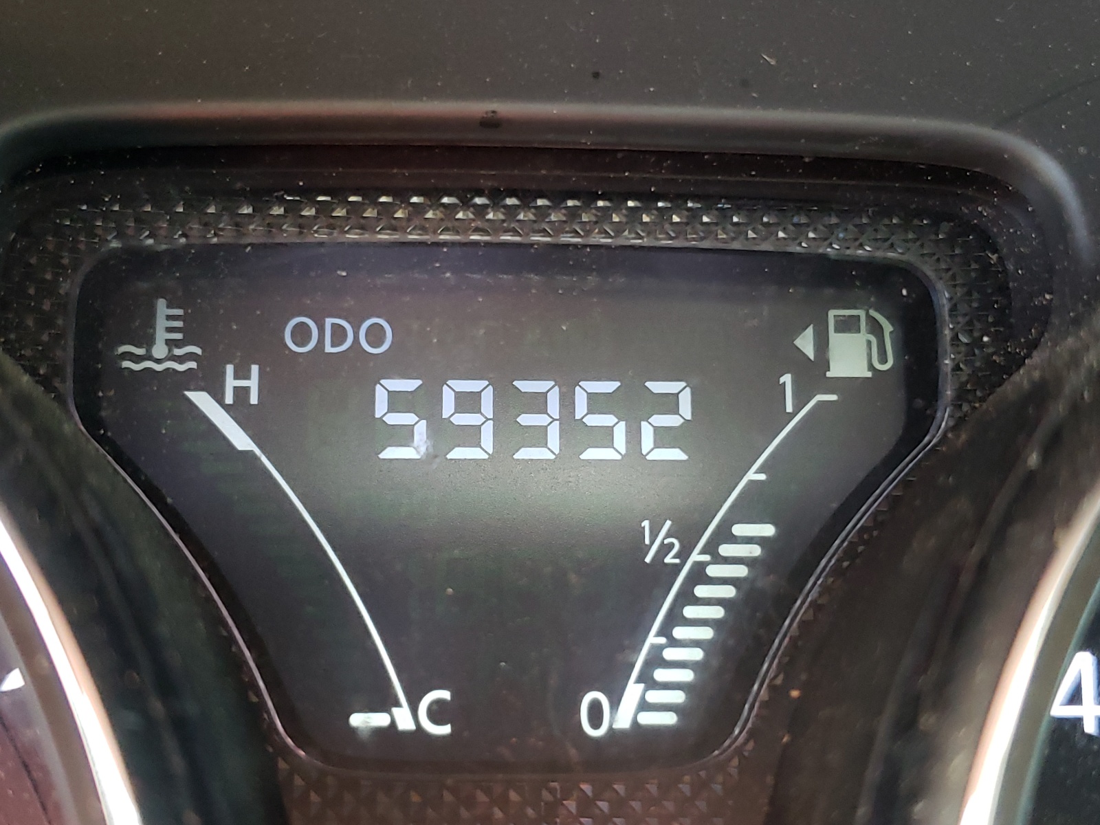 Photo 8 from auction – 2019 NISSAN VERSA S with VIN 3N1CN7AP5KL806976