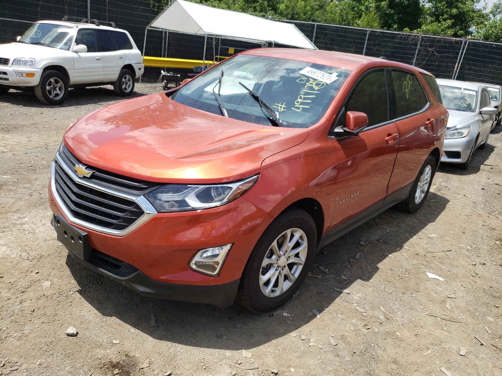 Photo 2 from auction – 2020 CHEVROLET EQUINOX LT with VIN 2GNAXJEV6L6165709