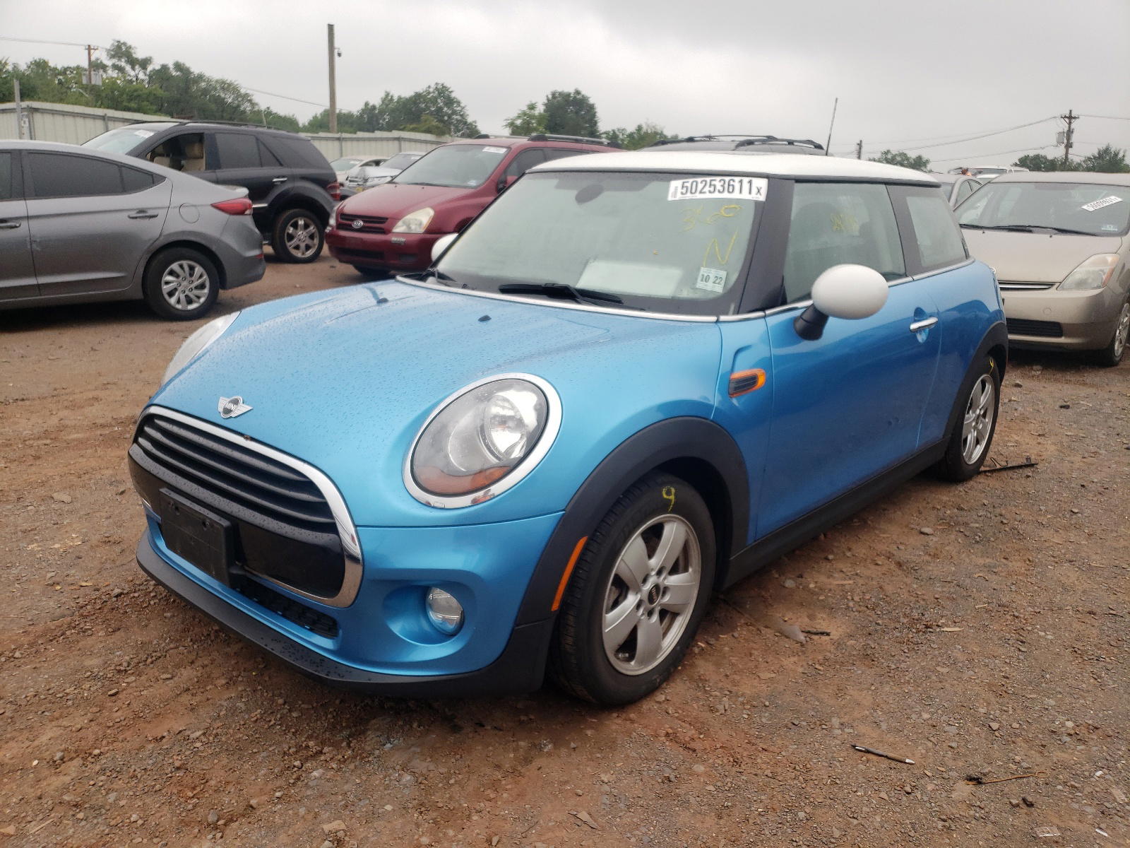 Photo 2 from auction – 2017 MINI COOPER with VIN WMWXP5C34H3C64264