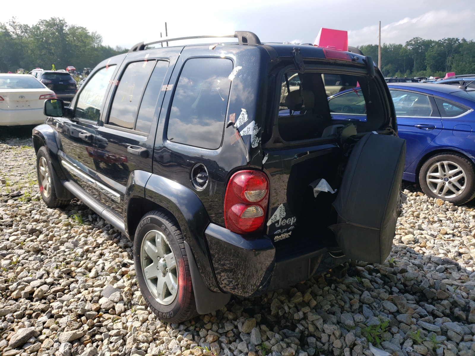 Photo 3 from auction – 2007 JEEP LIBERTY LI with VIN 1J4GL58K67W613296