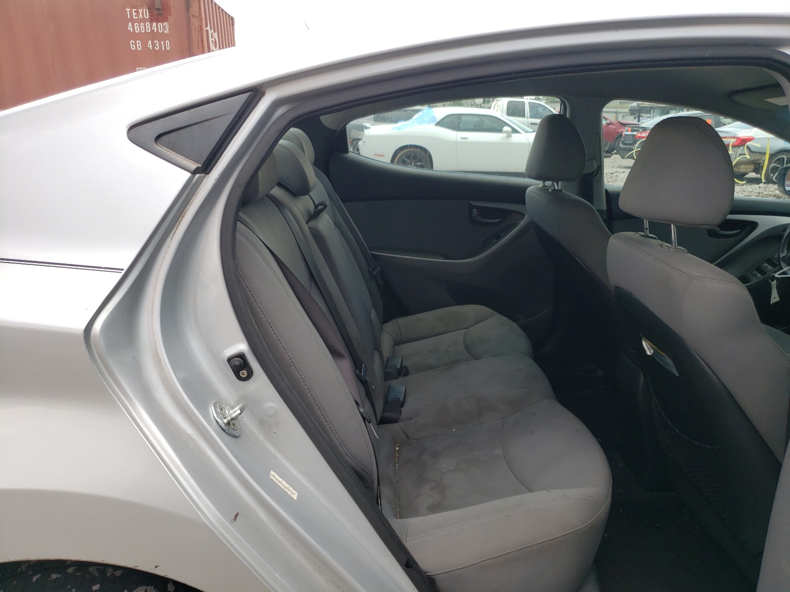 Photo 6 from auction – 2013 HYUNDAI ELANTRA with VIN KMHDH4AE9DU648975