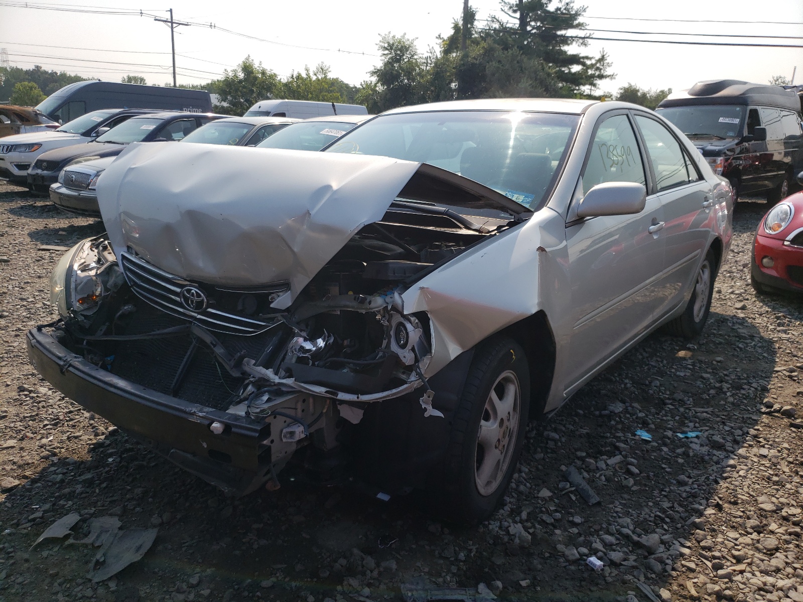 Photo 2 from auction – 2005 TOYOTA CAMRY LE with VIN 4T1BE32K35U059341