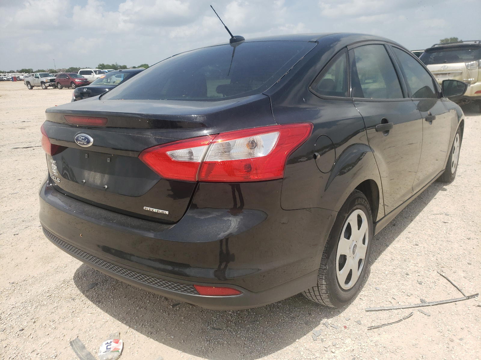 Photo 4 from auction – 2013 FORD FOCUS S with VIN 1FADP3E24DL361900