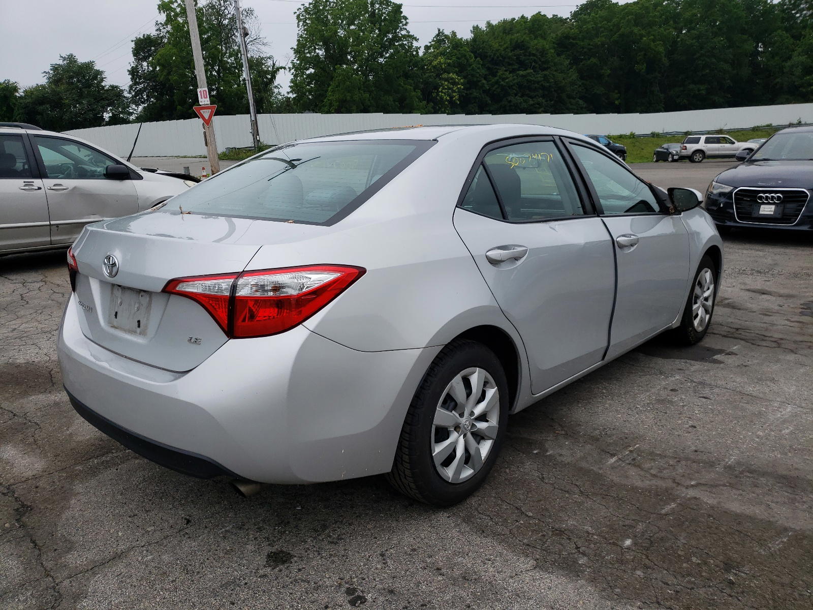 Photo 4 from auction – 2015 TOYOTA COROLLA L with VIN 2T1BURHE6FC386102