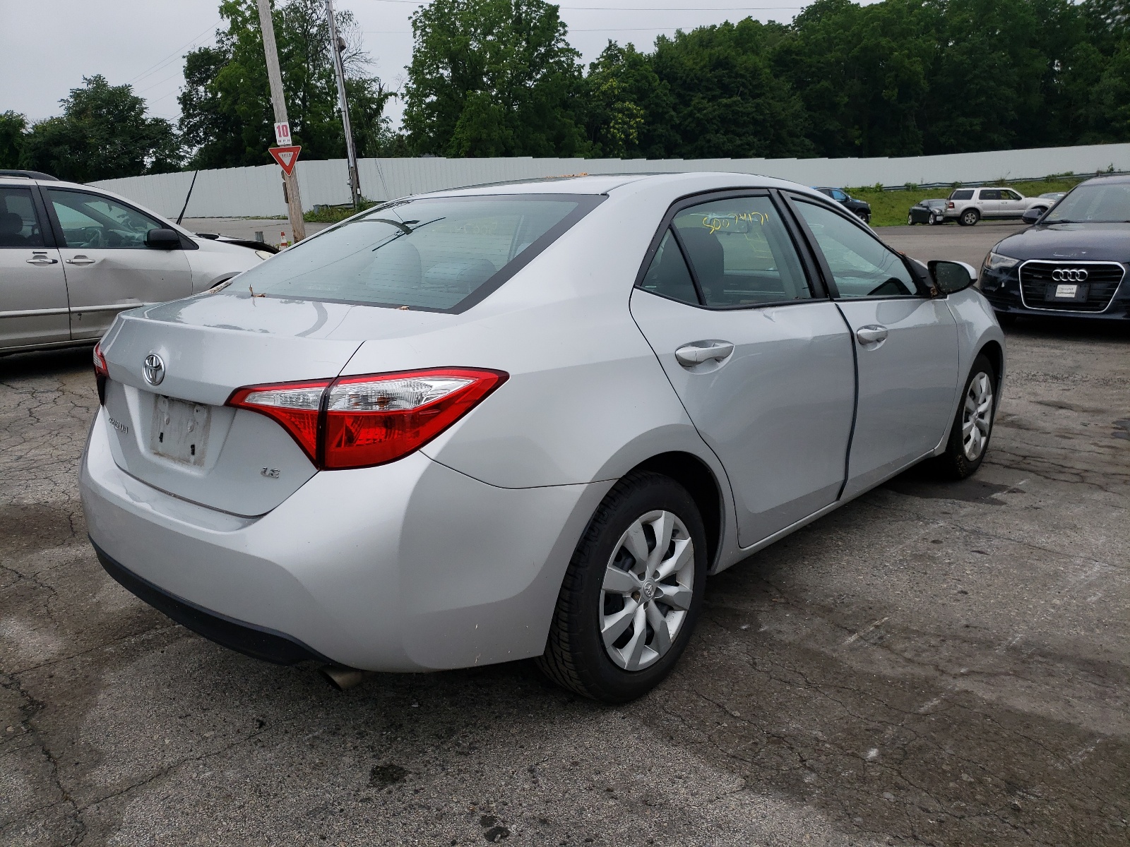 Zdjęcie 4 z aukcji – 2015 TOYOTA COROLLA L z VIN 2T1BURHE6FC386102