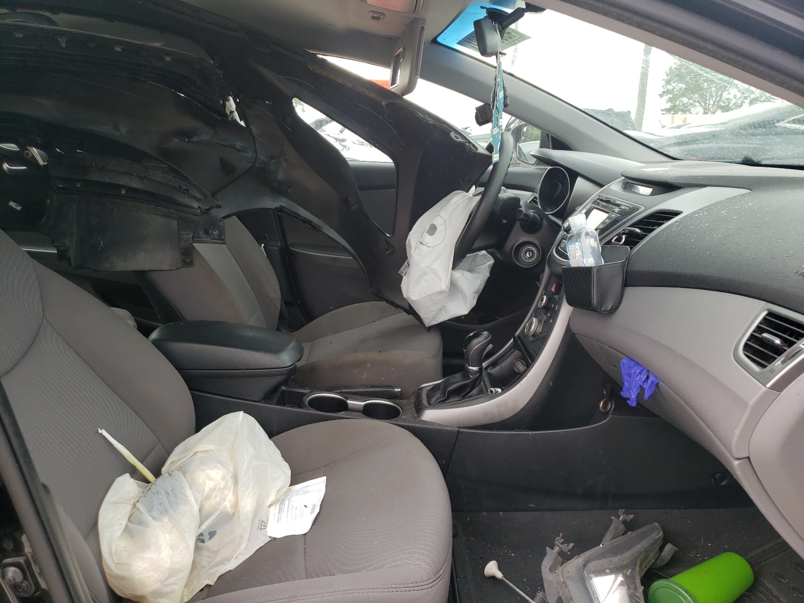 Photo 5 from auction – 2016 HYUNDAI ELANTRA SE with VIN 5NPDH4AE1GH658595