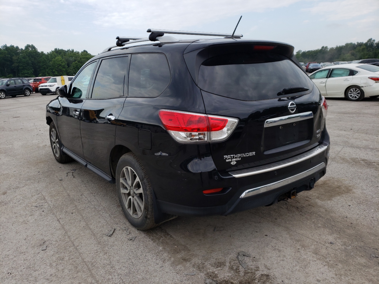 Photo 3 from auction – 2015 NISSAN PATHFINDER with VIN 5N1AR2MM9FC721021