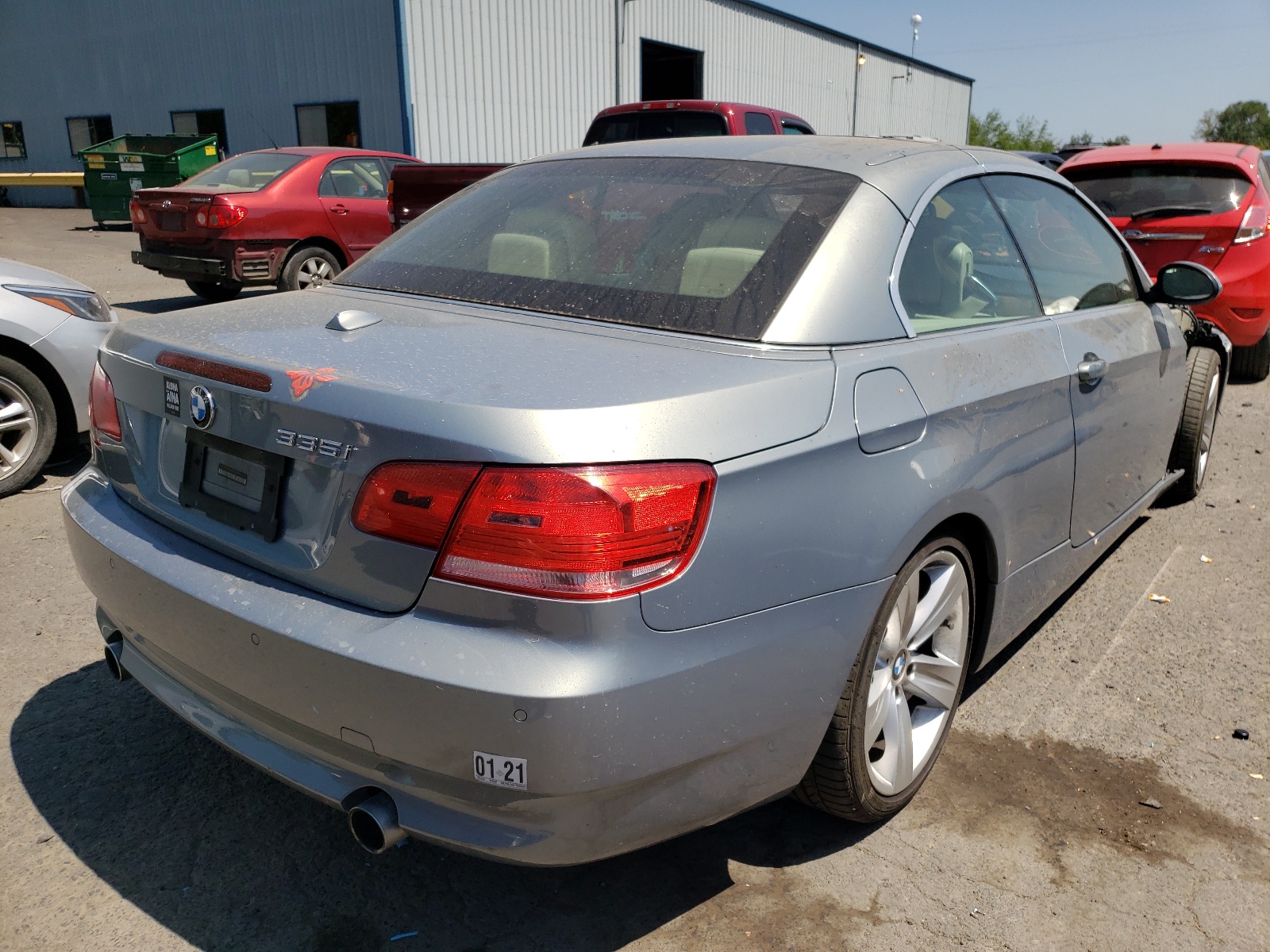 Photo 4 from auction – 2007 BMW 335 I with VIN WBAWL73567PX48428