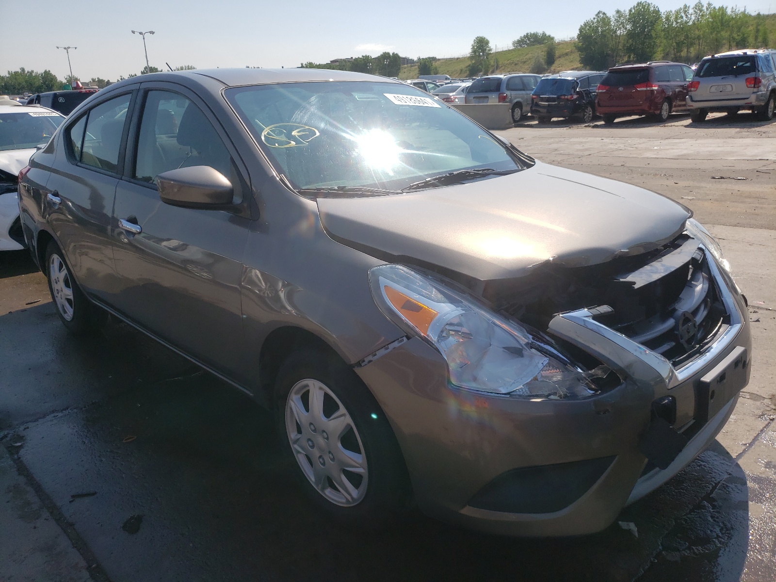 NISSAN VERSA S 2016 with VIN 3N1CN7AP0GL878577 - Photo from auction