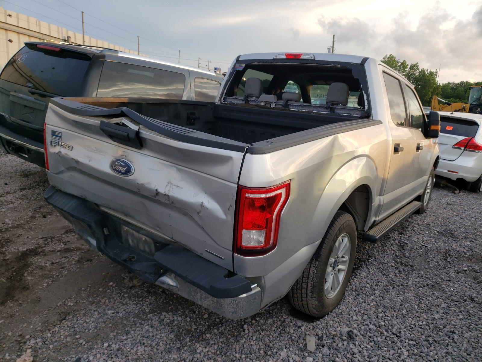 Photo 4 from auction – 2016 FORD F150 SUPER with VIN 1FTEW1CF0GFB28207