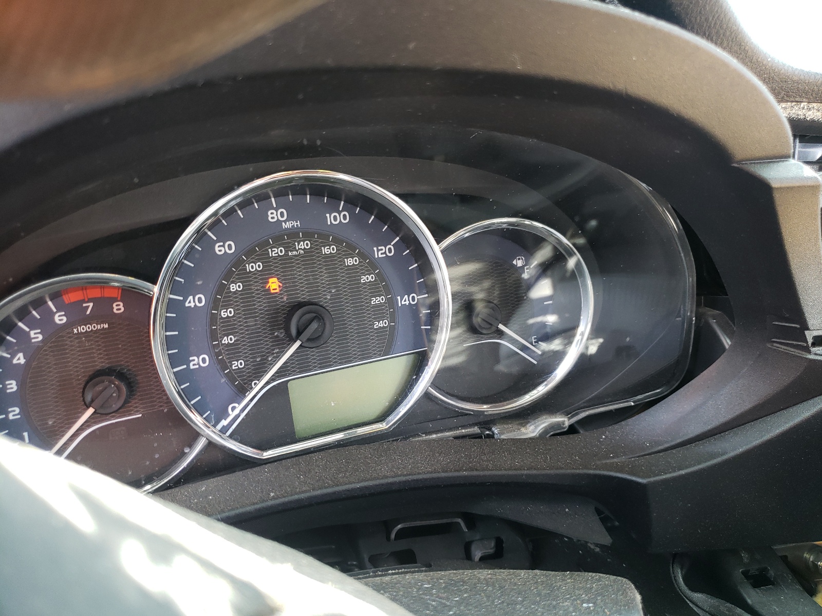 صورة رقم 8 من المزاد - 2014 TOYOTA COROLLA L مع VIN 5YFBURHEXEP129815
