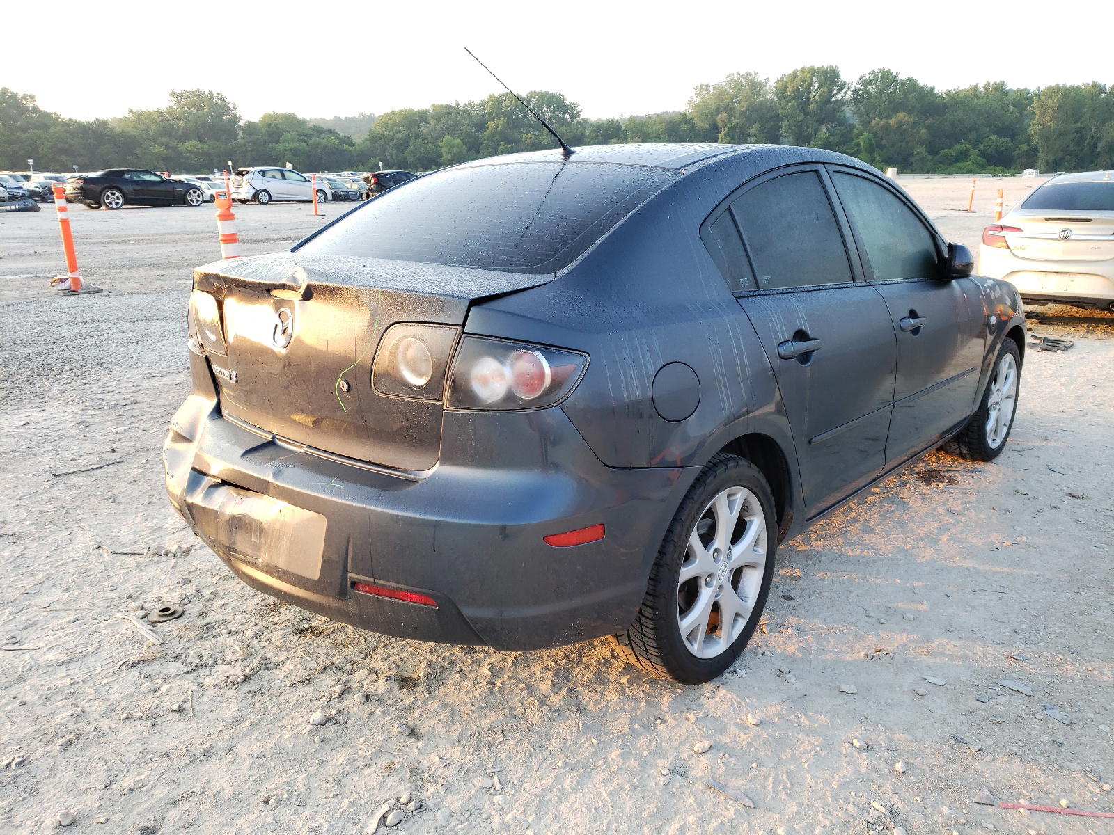 Photo 4 from auction – 2009 MAZDA 3 I with VIN JM1BK32F291238364