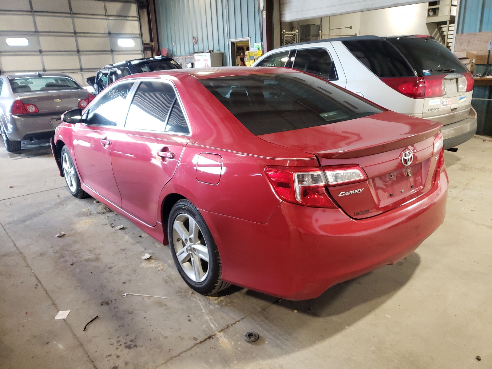 Photo 3 from auction – 2014 TOYOTA CAMRY L with VIN 4T1BF1FK5EU761706