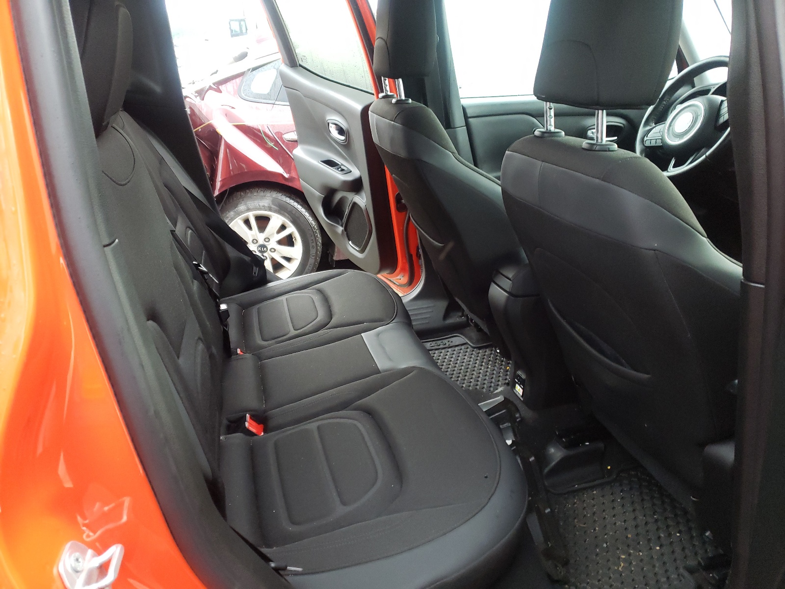 Zdjęcie 6 z aukcji – 2017 JEEP RENEGADE L z VIN ZACCJBBB2HPF62508