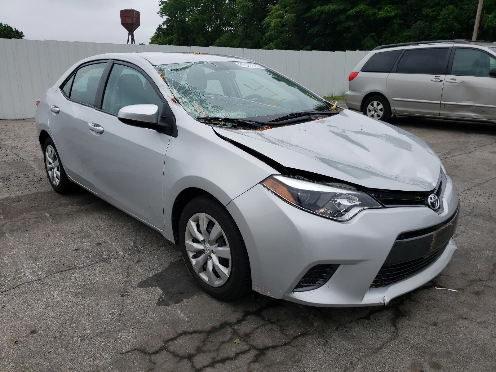 TOYOTA COROLLA L 2015 with VIN 2T1BURHE6FC386102 - Photo from auction