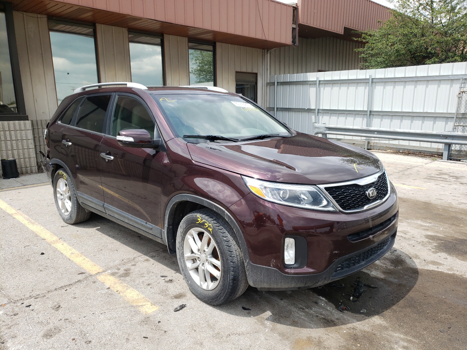 Photo 1 from auction – 2014 KIA SORENTO LX with VIN 5XYKT4A67EG433309
