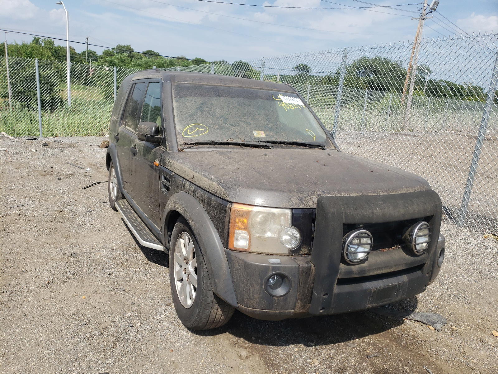 Photo 9 from auction – 2005 LAND ROVER LR3 with VIN SALAA25445A303463