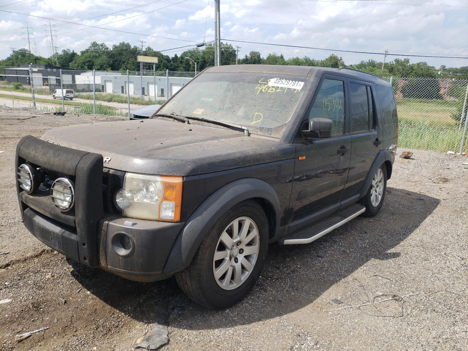 Photo 2 from auction – 2005 LAND ROVER LR3 with VIN SALAA25445A303463