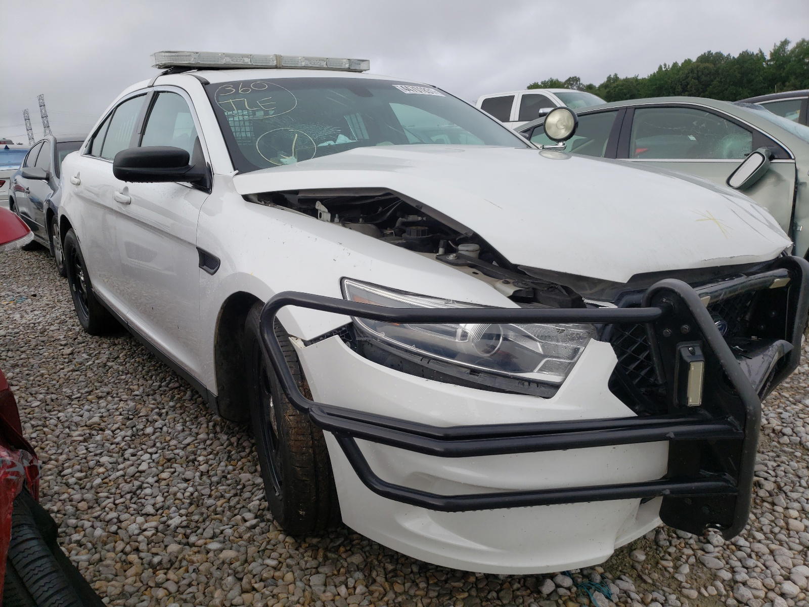 FORD TAURUS POL 2017 with VIN 1FAHP2MK8HG102869 - Photo from auction