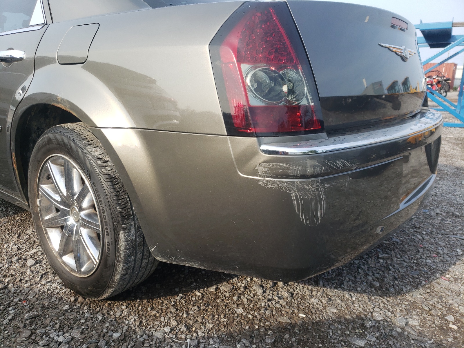 Фото 9 с аукциона – 2010 CHRYSLER 300 LIMITE с VIN 2C3CA3CV1AH126517