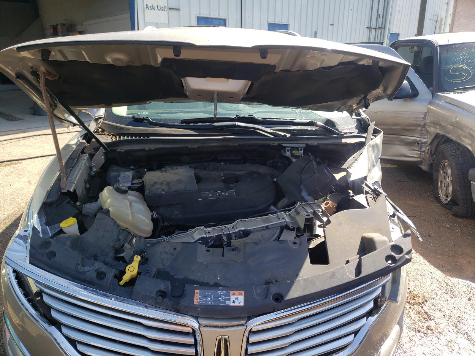Photo 7 from auction – 2015 LINCOLN MKC with VIN 5LMCJ1A92FUJ37660