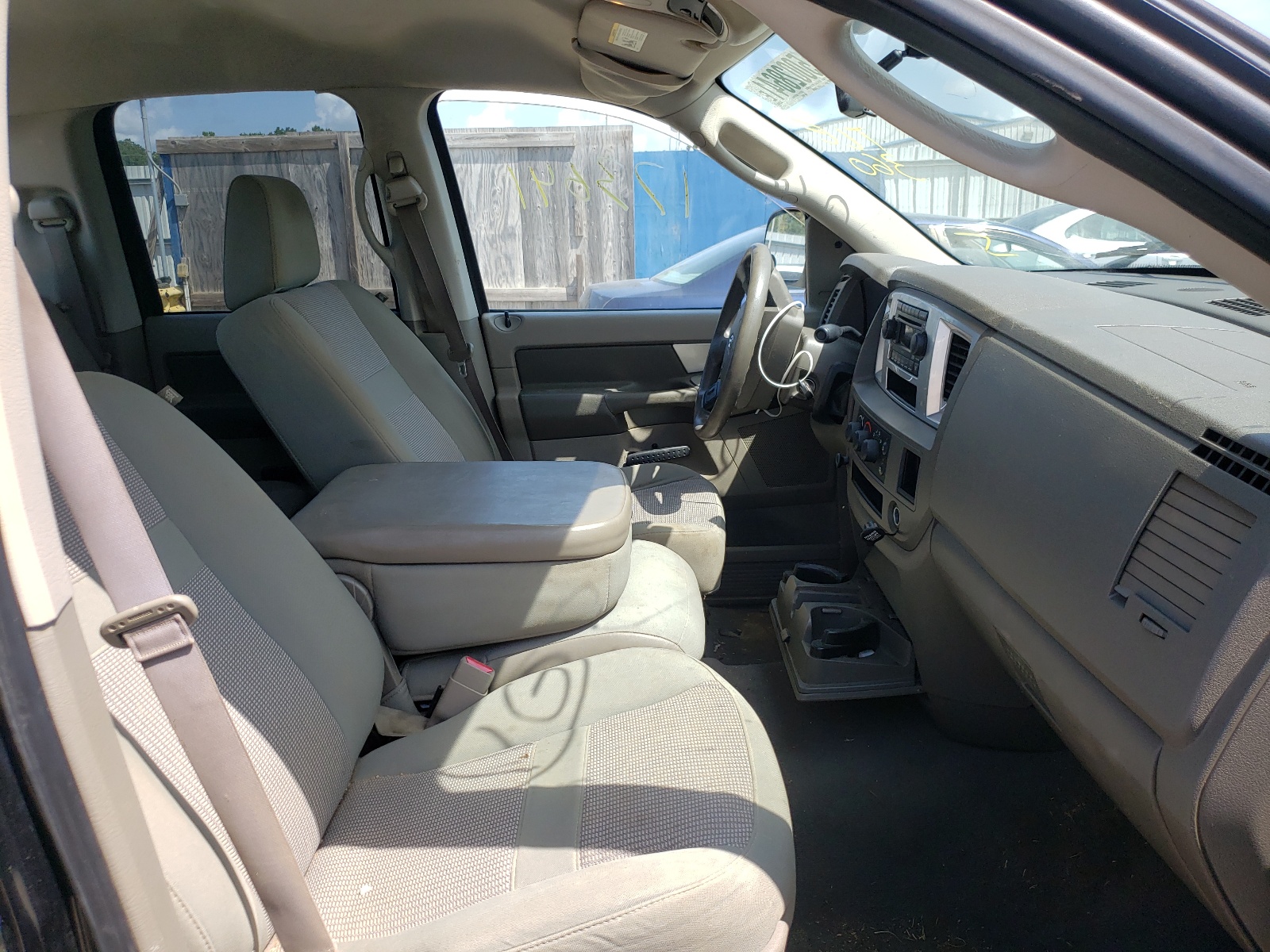 Photo 5 from auction – 2007 DODGE RAM 1500 S with VIN 1D7HA18257S249197