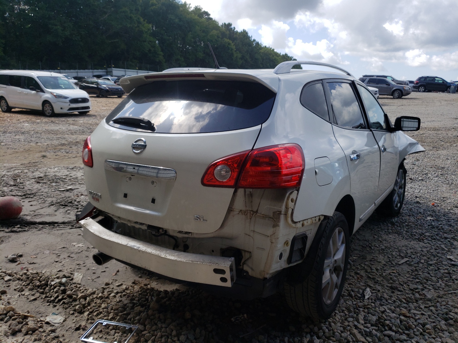 Photo 4 from auction – 2013 NISSAN ROGUE S with VIN JN8AS5MT0DW013872