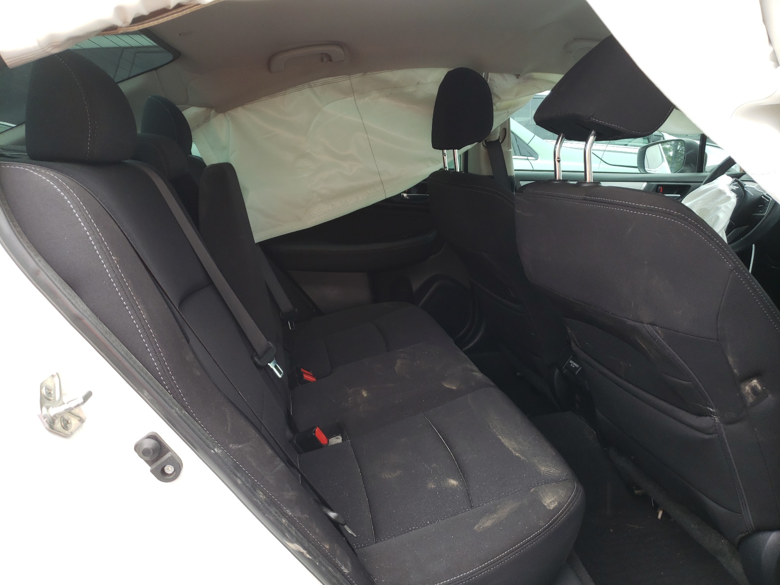 Photo 6 from auction – 2018 SUBARU LEGACY 2.5 with VIN 4S3BNAC65J3025041