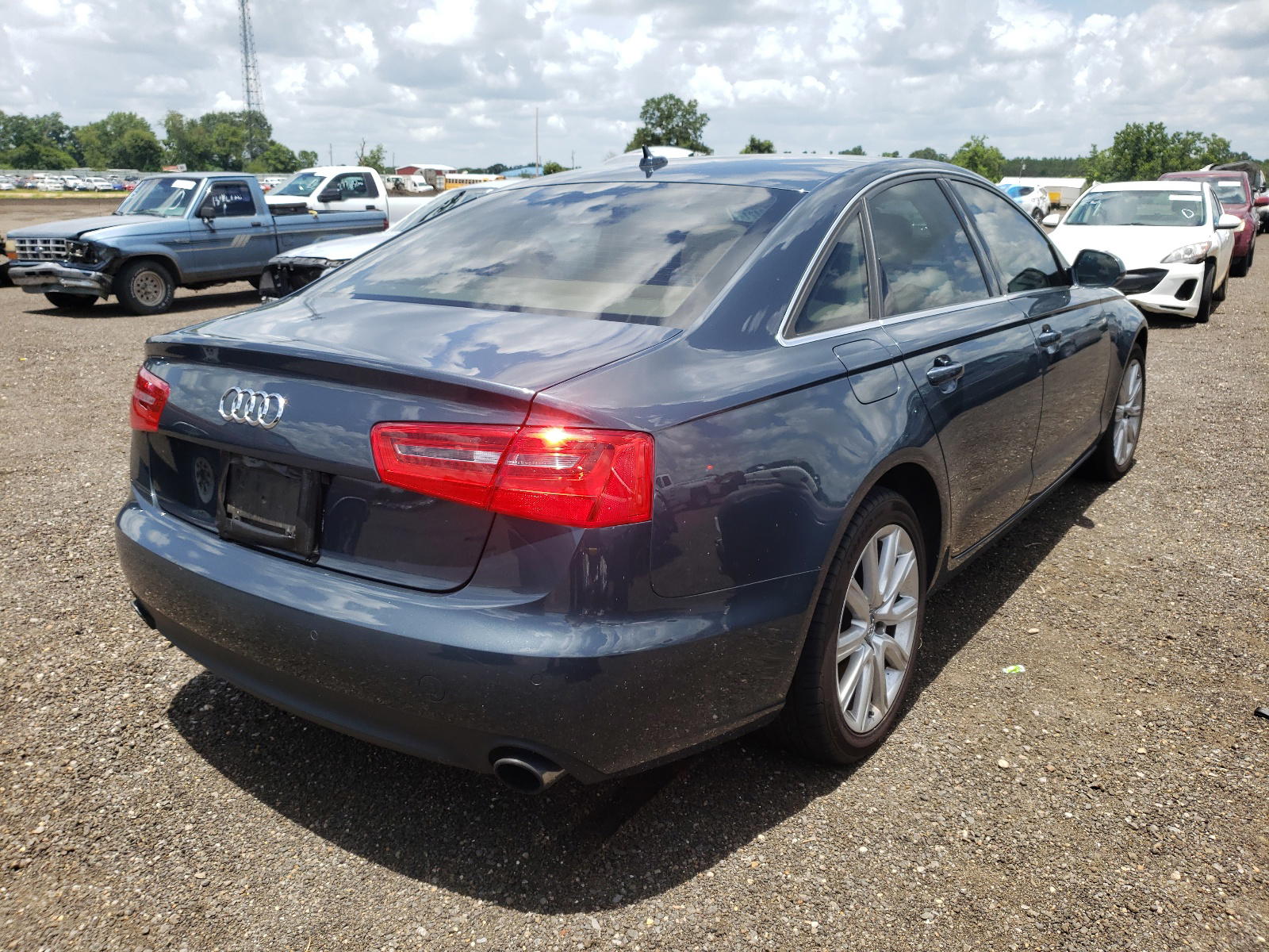 Photo 4 from auction – 2014 AUDI A6 PREMIUM with VIN WAUGFAFC1EN140408