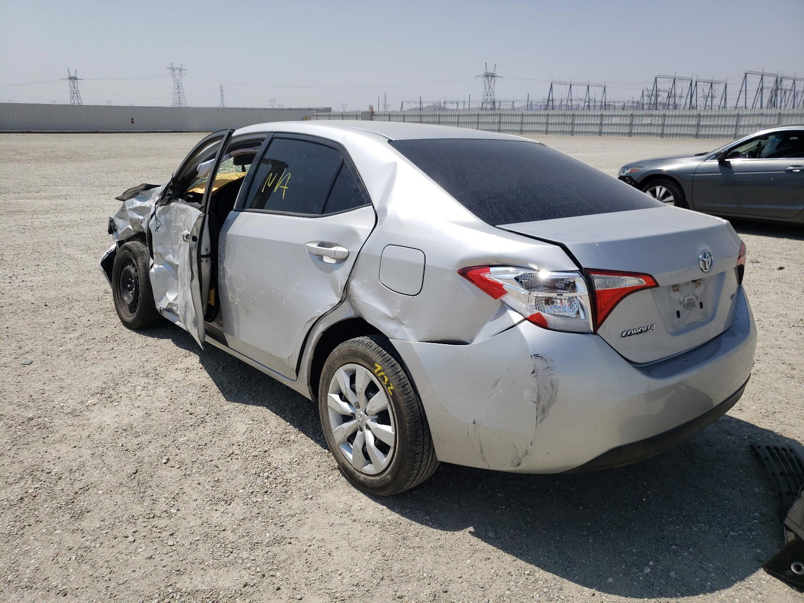 Photo 3 from auction – 2014 TOYOTA COROLLA L with VIN 5YFBURHEXEP129815