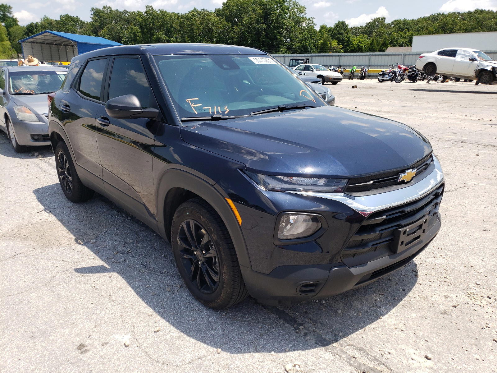 CHEVROLET TRAILBLAZE 2021 with VIN KL79MMS29MB008686 - Photo from auction