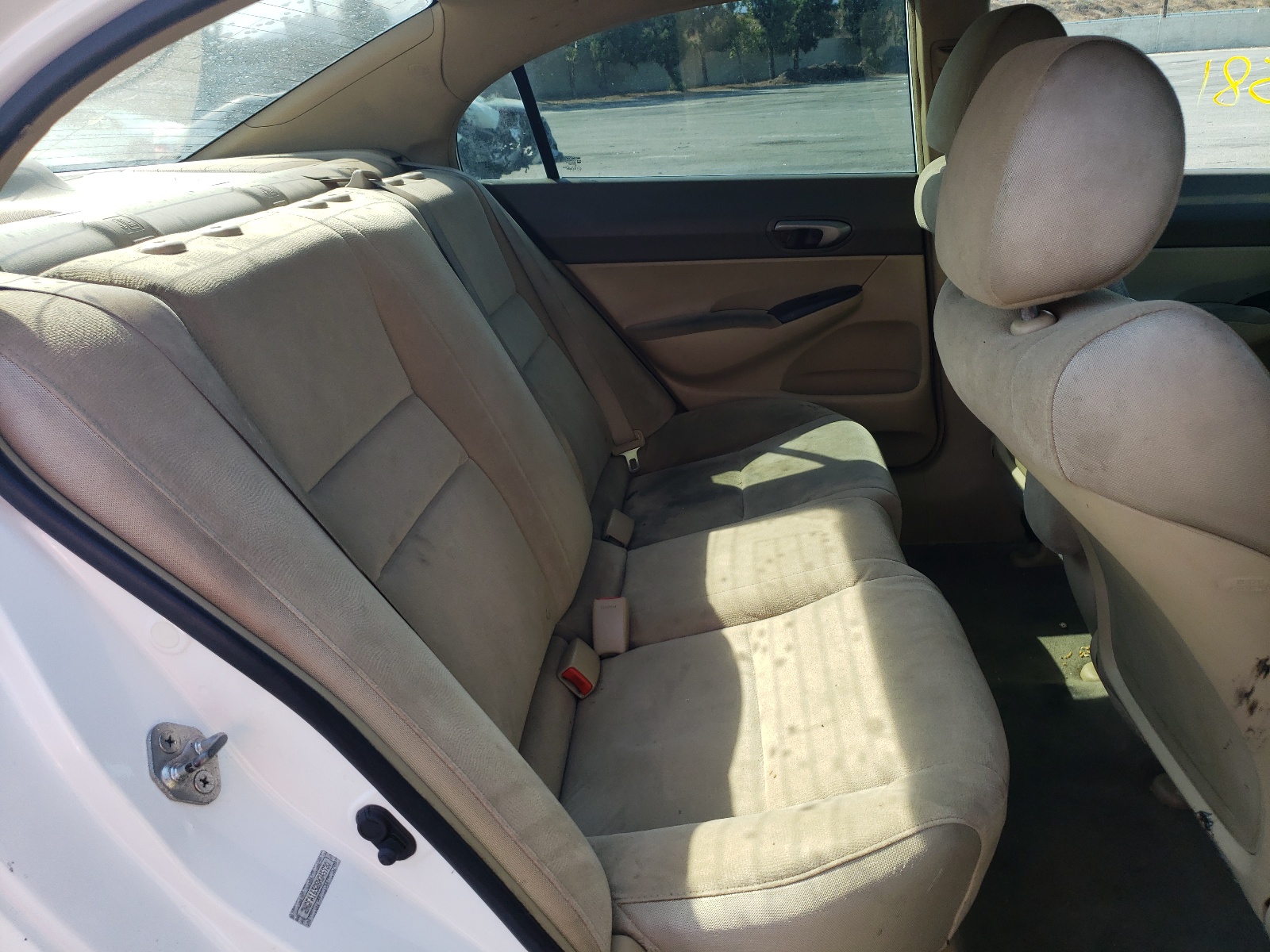 Photo 6 from auction – 2008 HONDA CIVIC LX with VIN 2HGFA16528H345930