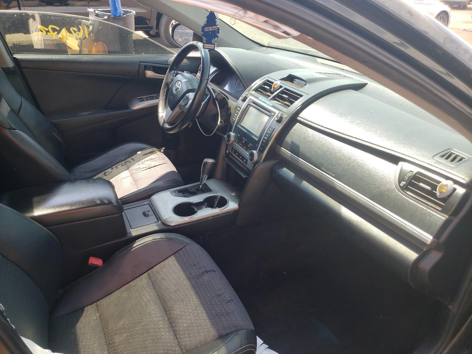 Photo 5 from auction – 2012 TOYOTA CAMRY BASE with VIN 4T1BF1FK5CU163368