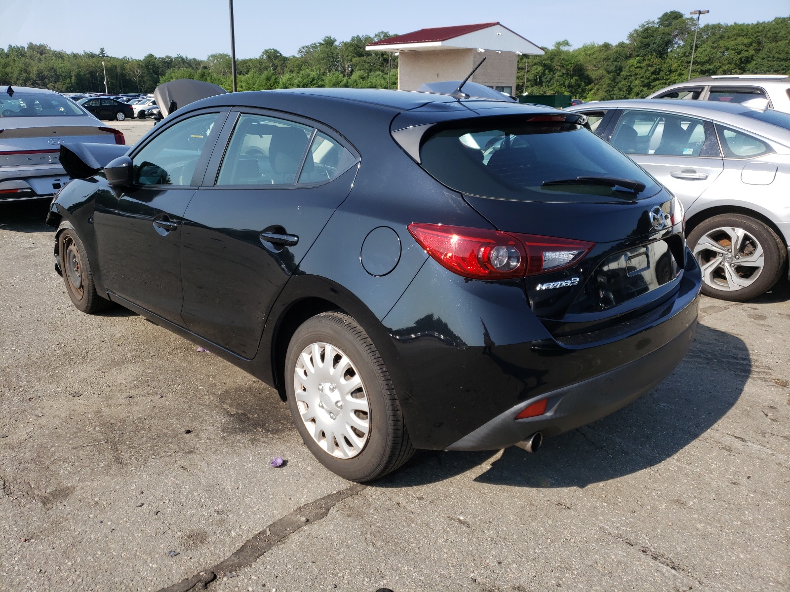 Photo 3 from auction – 2016 MAZDA 3 SPORT with VIN 3MZBM1J72GM242436
